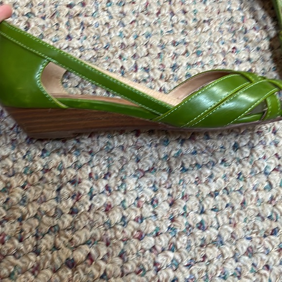 Open toed wedge - Picture 4 of 5